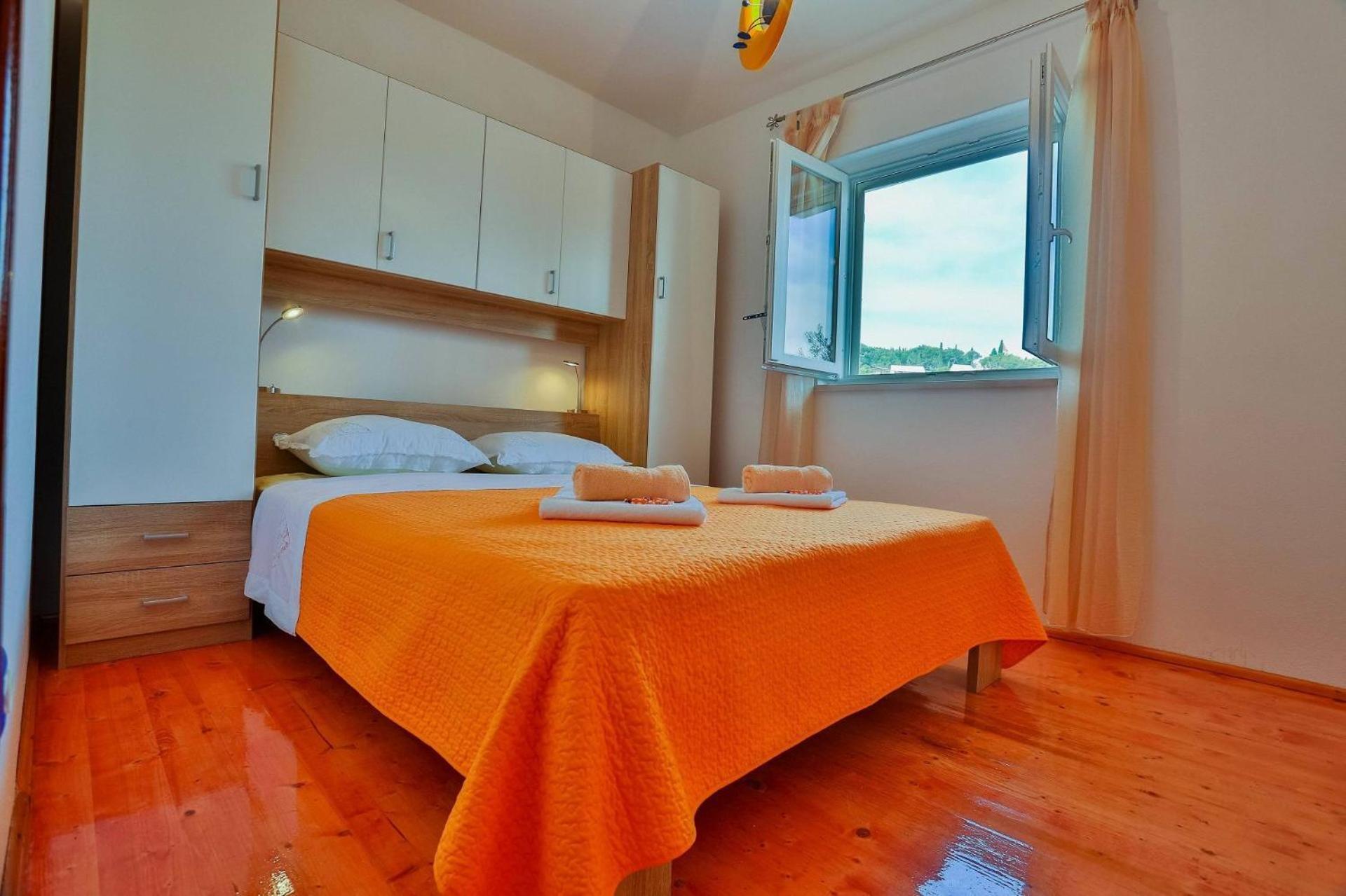Apartment Mato Sutivan Bagian luar foto