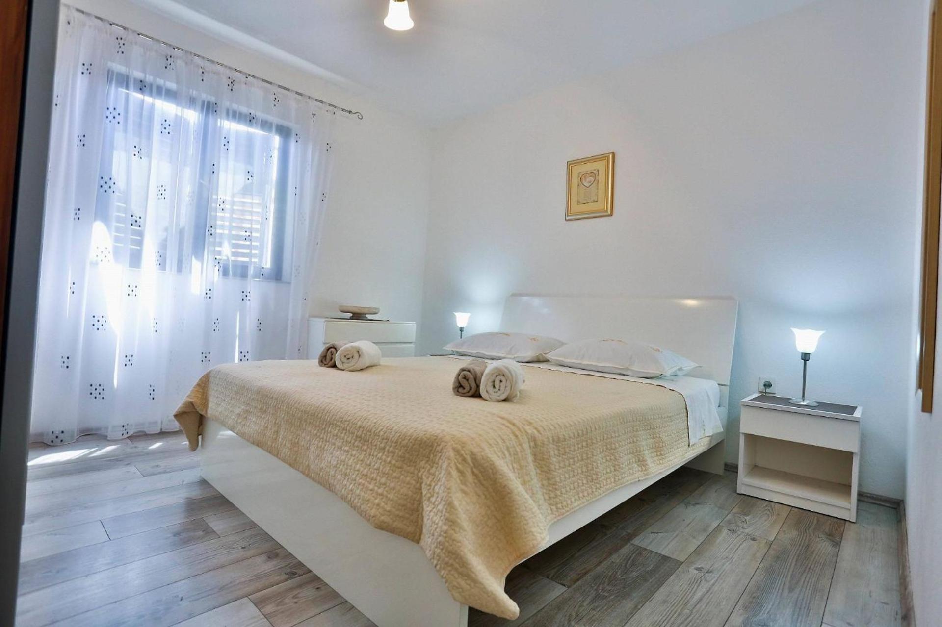 Apartment Mato Sutivan Bagian luar foto