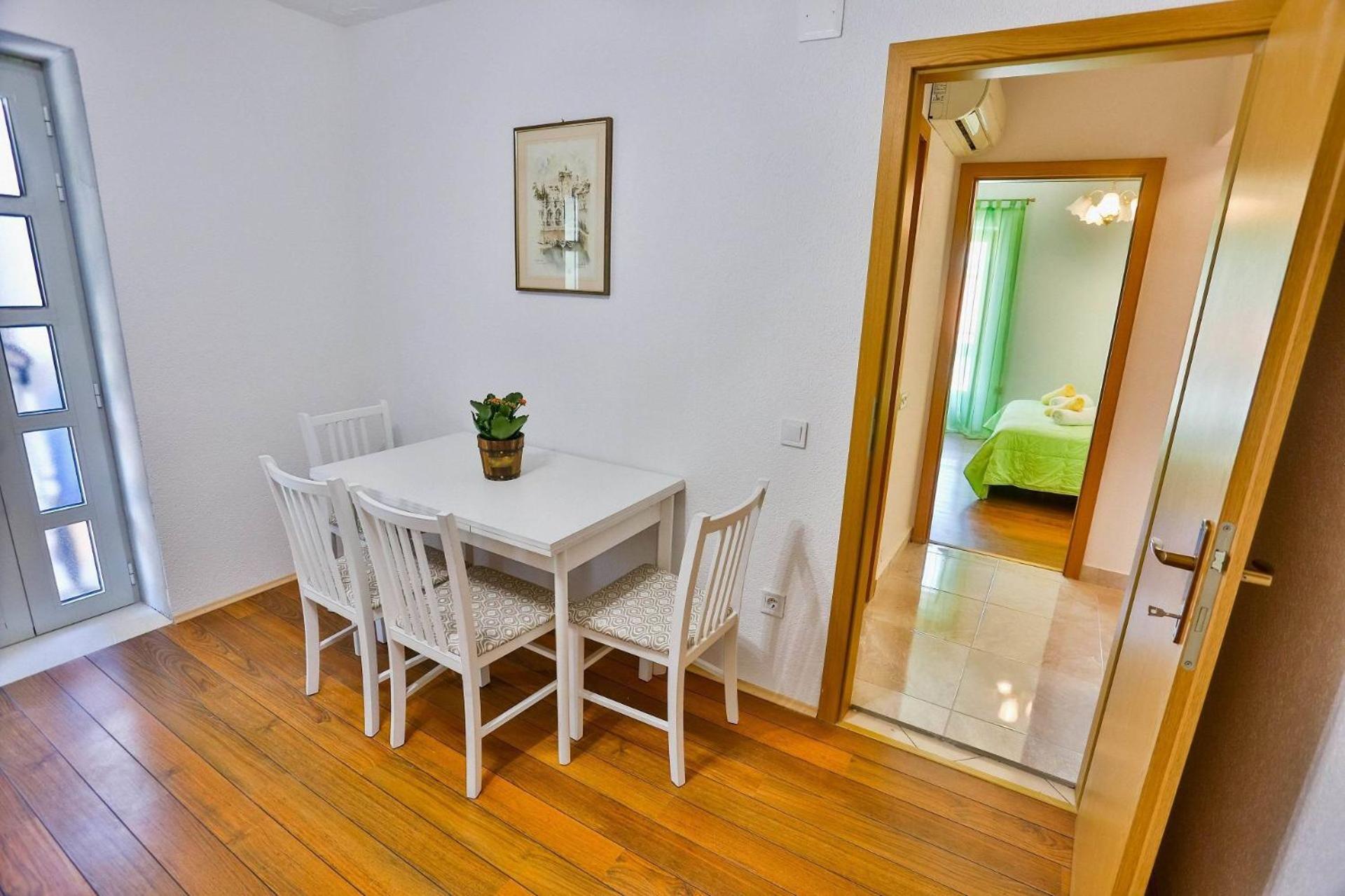 Apartment Mato Sutivan Bagian luar foto
